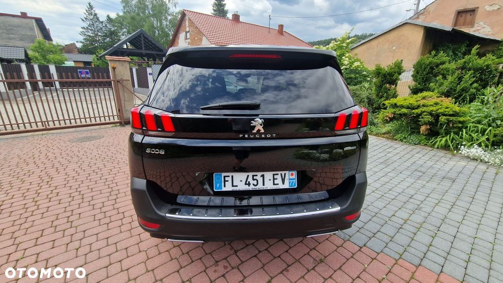 Peugeot 5008 - 9