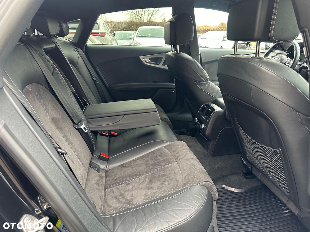 Audi A7 Sportback - 17