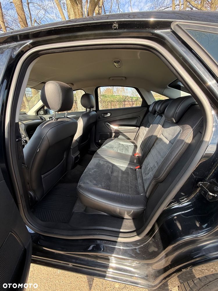Ford Mondeo 2.5 Black Magic - 14