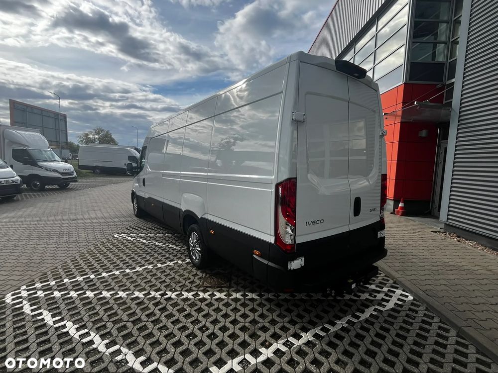 Iveco DAILY - 8