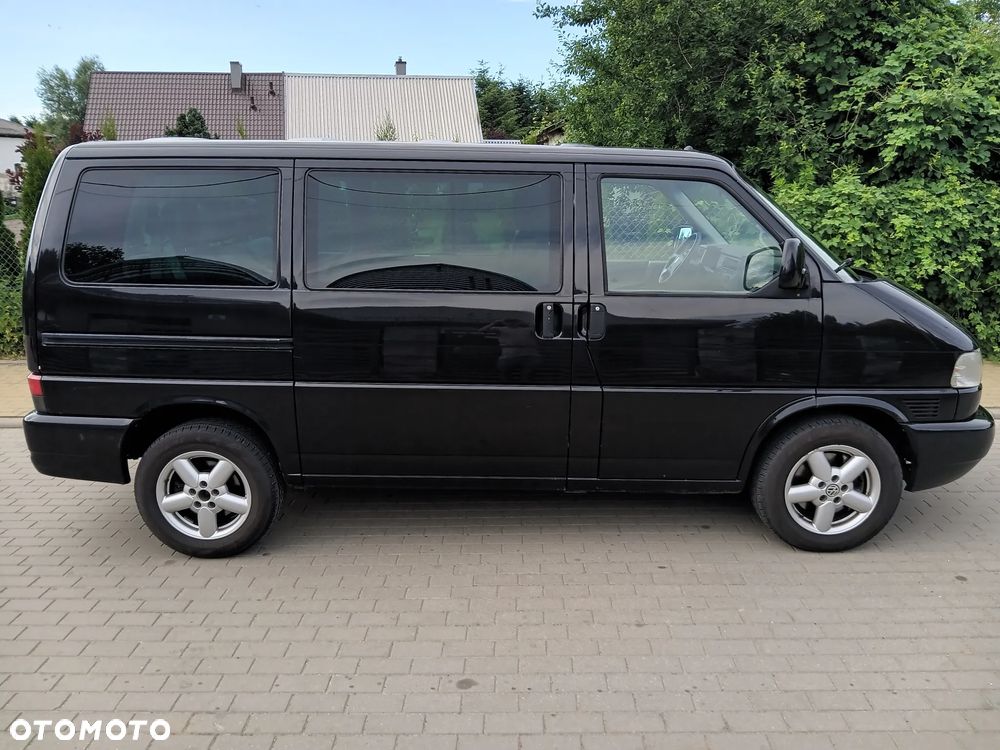 Volkswagen Multivan - 9