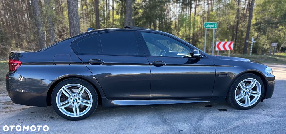 BMW Seria 5 530d xDrive - 9