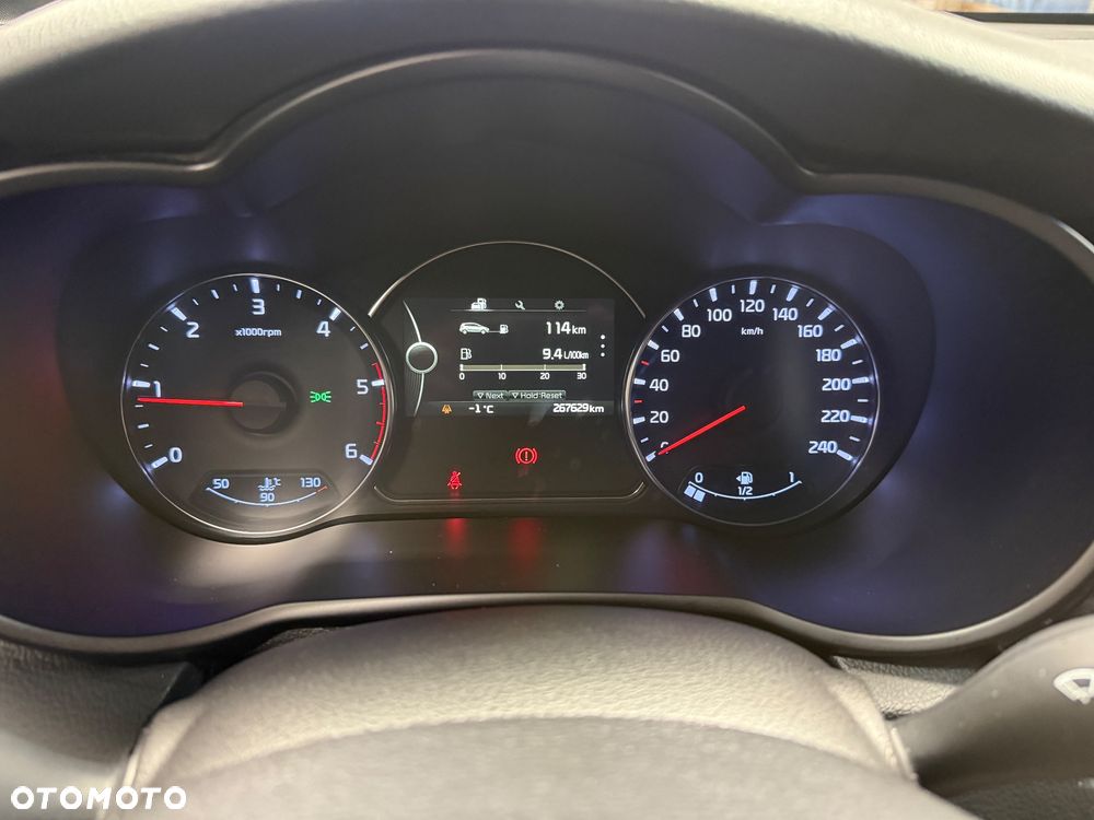 Kia Carens - 19