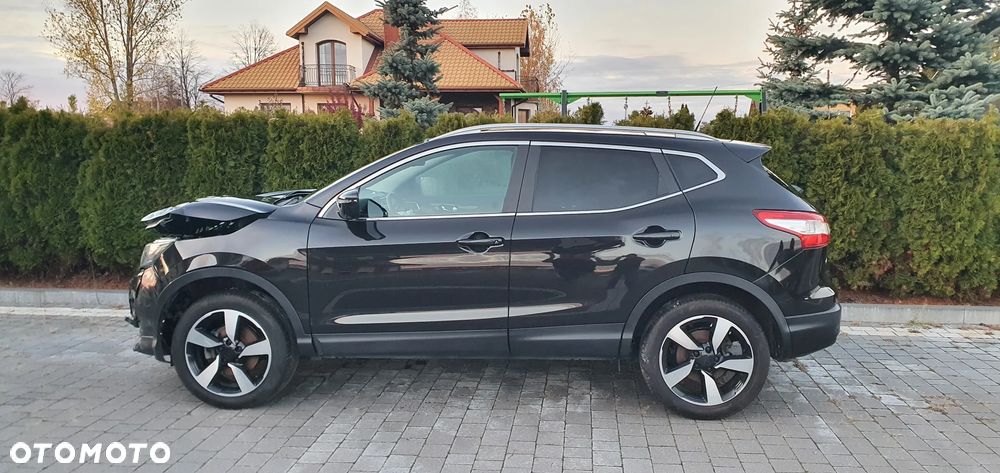 Nissan Qashqai - 2