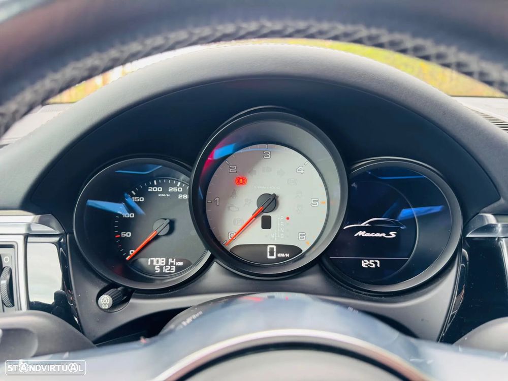 Porsche Macan S - 28
