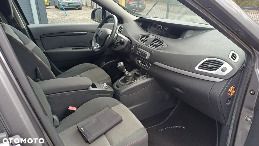 Renault Grand Scenic Energy TCe 130 S&S LIMITED - 19