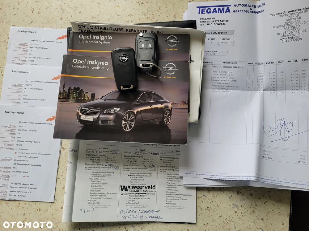 Opel Insignia 1.6 Turbo Sports Tourer Cosmo - 26