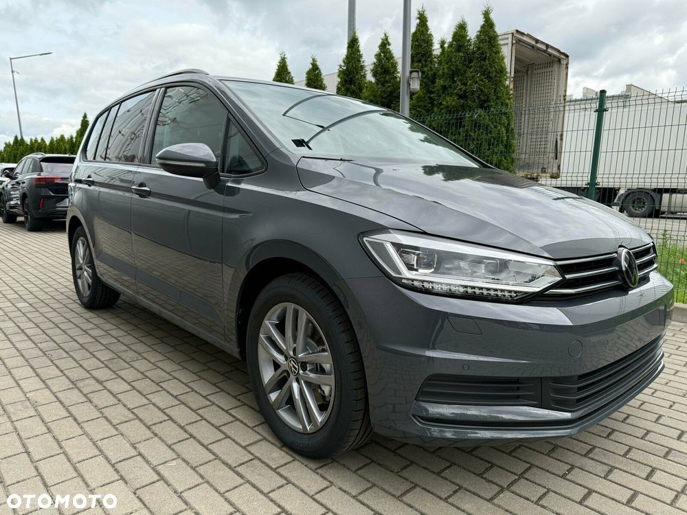 Volkswagen Touran - 7