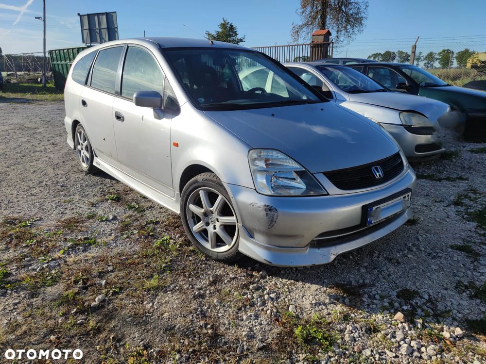Honda stream 2001r  silnik 1.7 na części