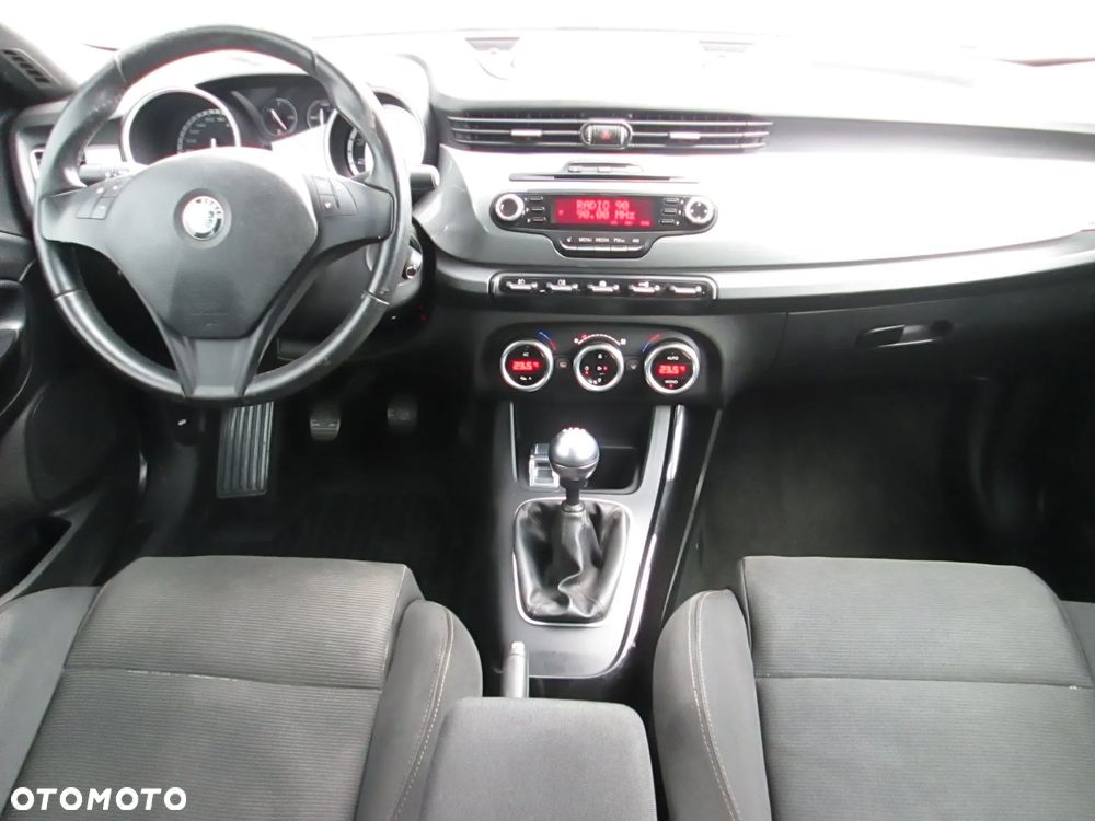 Alfa Romeo Giulietta 1.4 TB 16V Multiair - 15