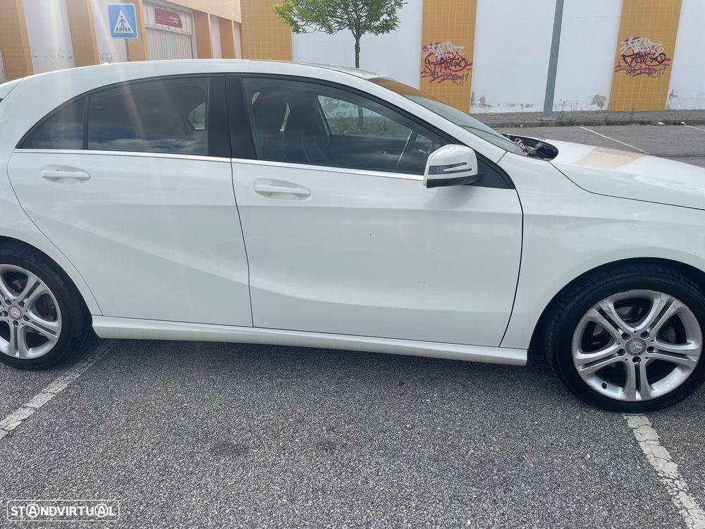 Mercedes-Benz A 180 CDI BlueEFFICIENCY - 9