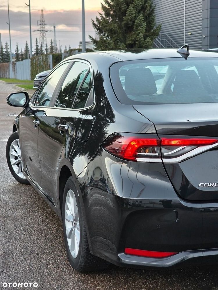 Toyota Corolla - 10
