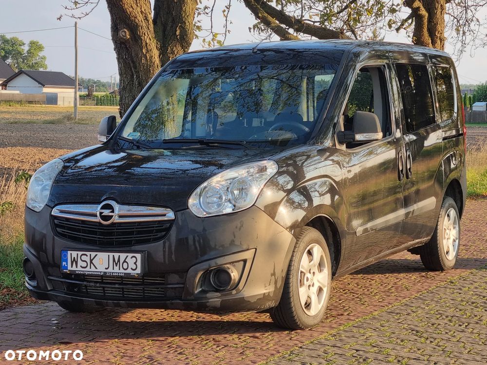 Opel Combo Tour 1.6 CDTI Cosmo - 26