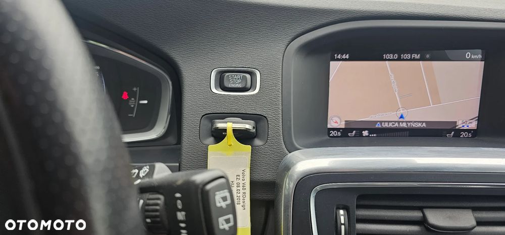 Volvo V60 D4 Drive-E Dynamic Edition (Momentum) - 12