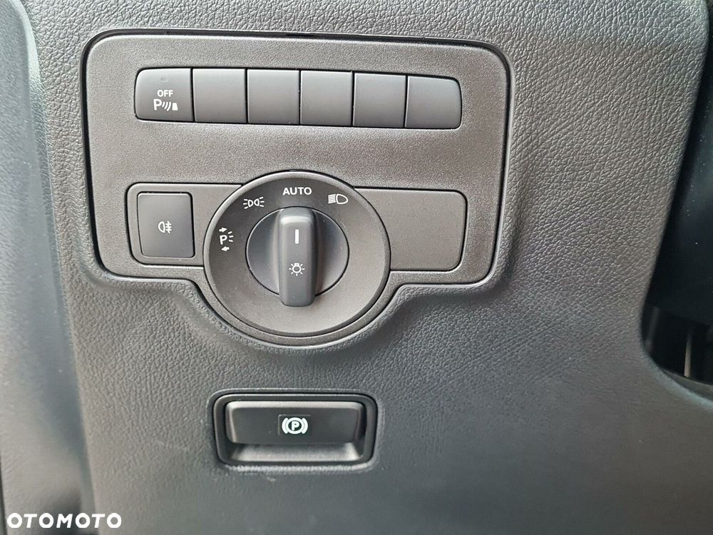 Mercedes-Benz Vito - 19