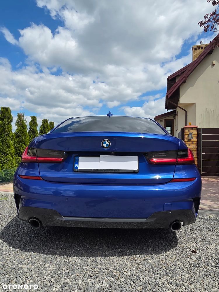 BMW Seria 3 330i - 10