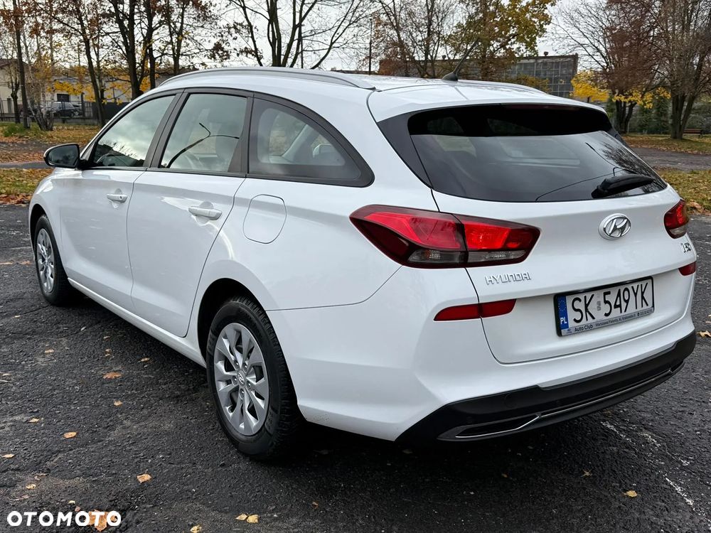 Hyundai i30 ver-1-6-d-classic-plus - 27