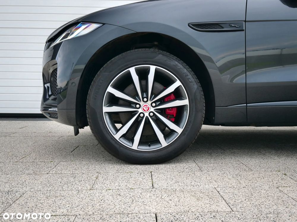 Jaguar F-Pace 2.0 i4P AWD R-Sport - 11