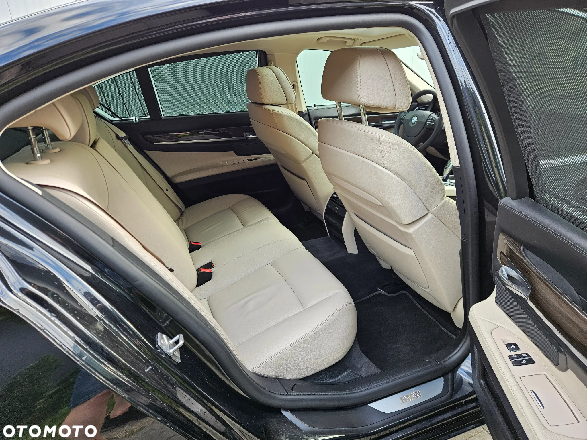 BMW Seria 7 730d - 26