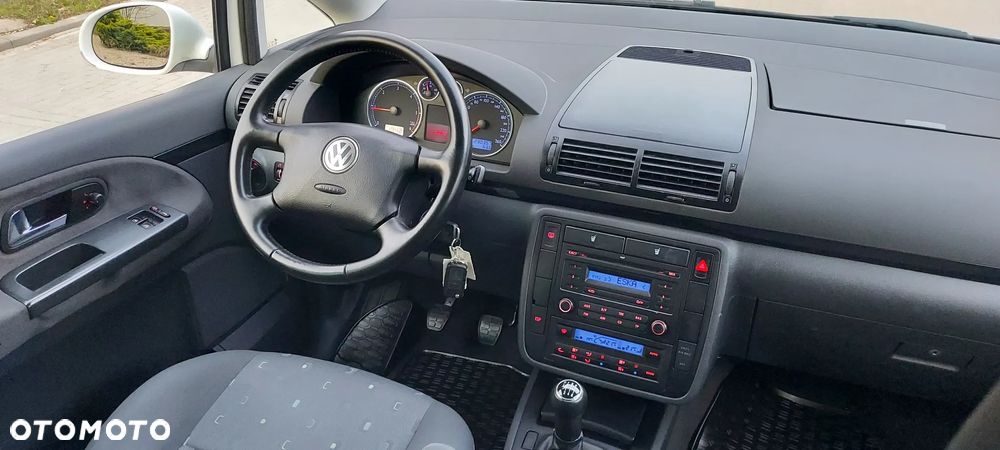 Volkswagen Sharan 1.9 TDI Trendline - 31