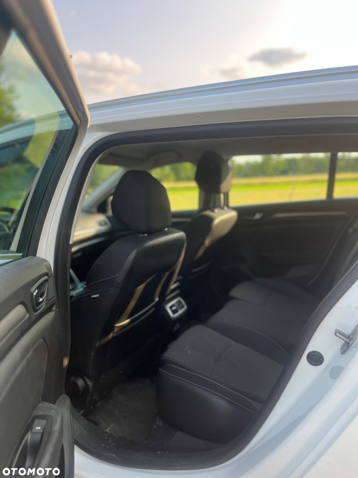 Renault Megane 1.3 TCe FAP Equilibre EDC - 7