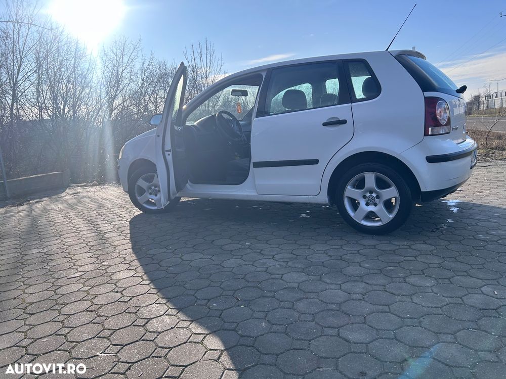Volkswagen Polo 1.4 TDI Comfortline - 1