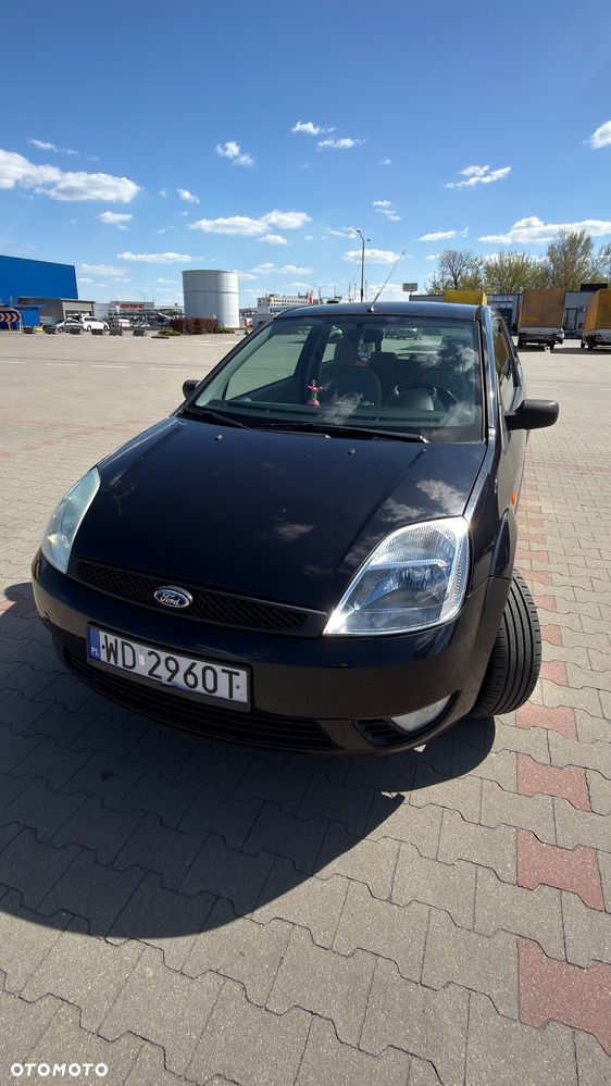 Ford Fiesta 1.4 Ghia - 2