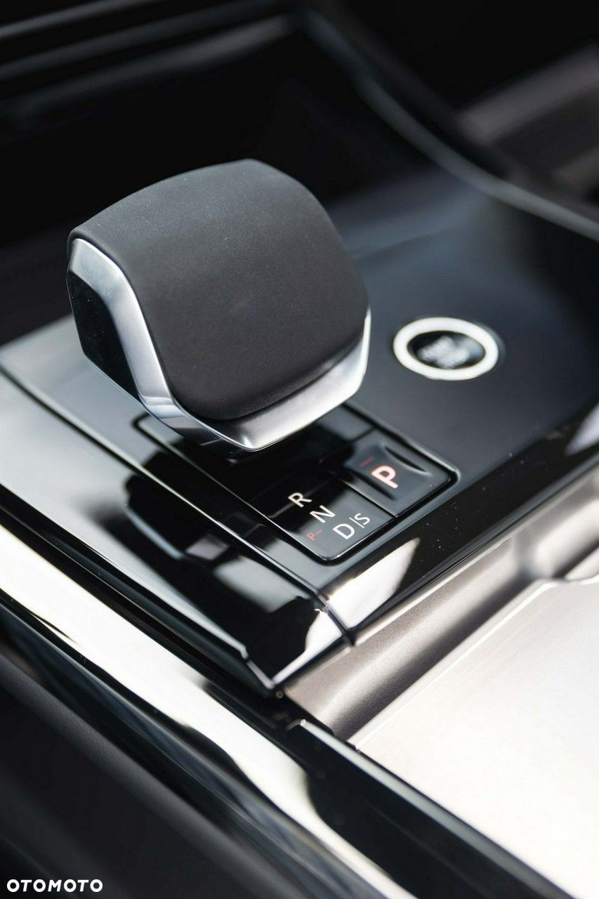 Land Rover Range Rover Sport - 22