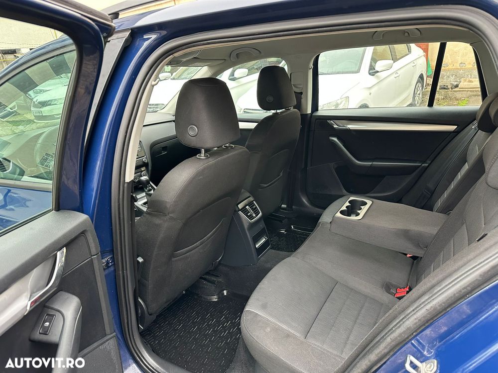Skoda Octavia 1.6 TDI Ambition - 6