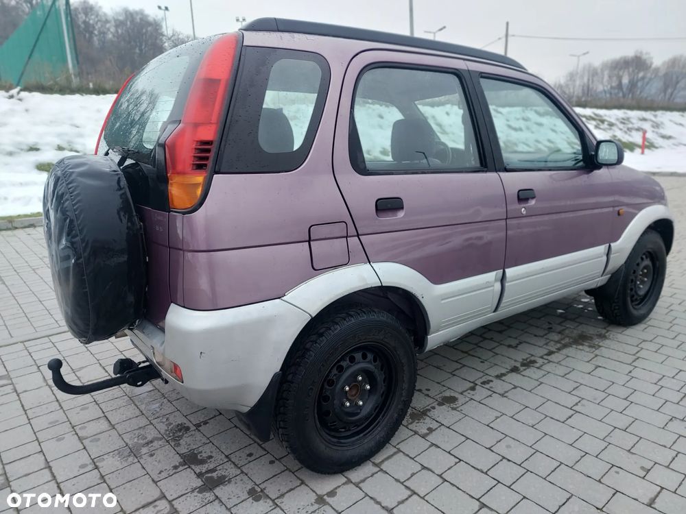 Daihatsu Terios CX - 10