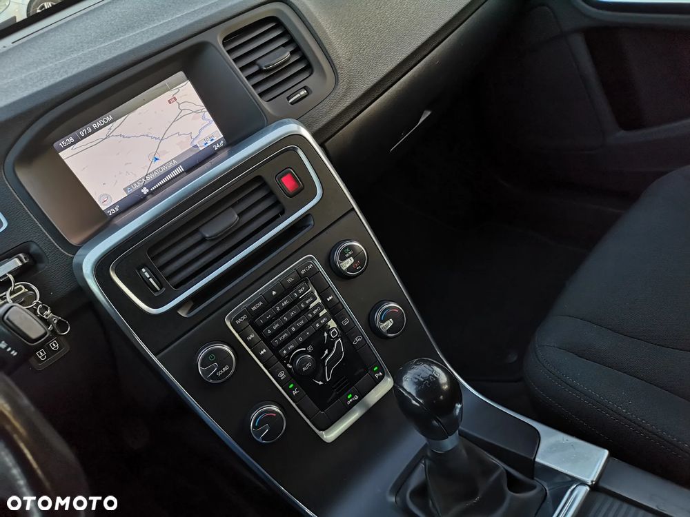 Volvo S60 T3 Edition - 40