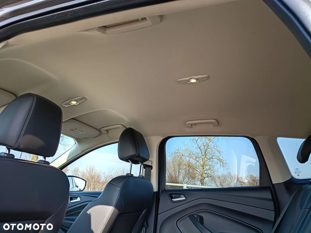 Ford Kuga 2.0 TDCi 4x4 Titanium - 15