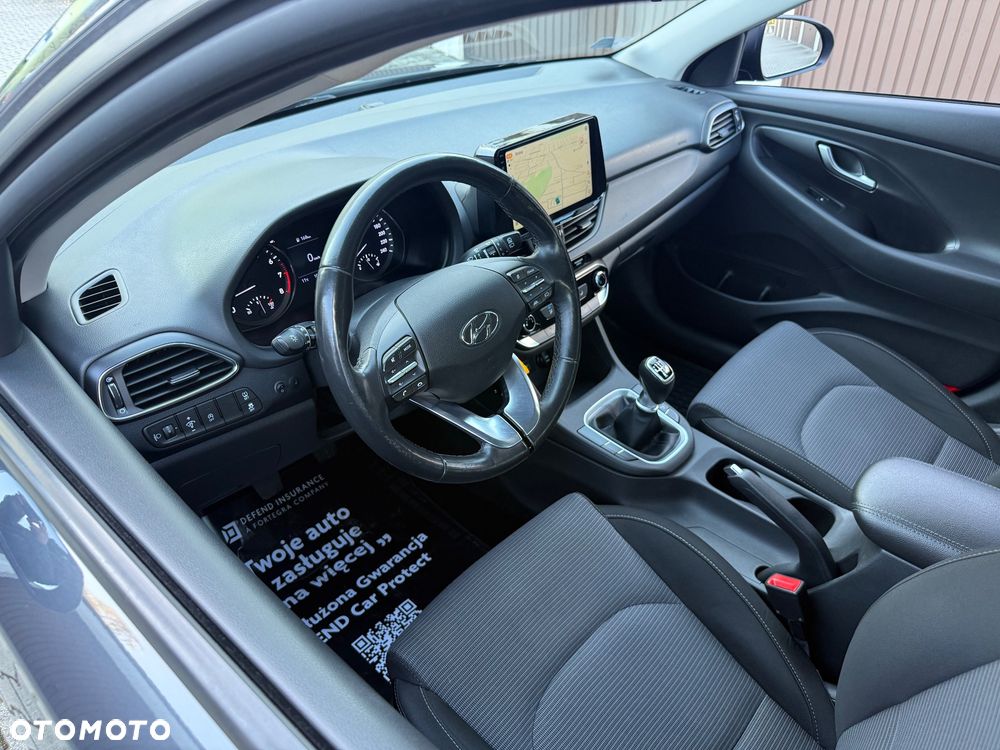 Hyundai i30 1.5 DPI Classic + - 8