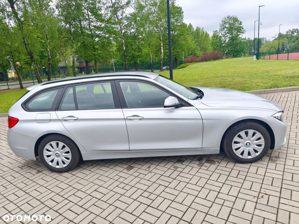 BMW Seria 3 318d - 6