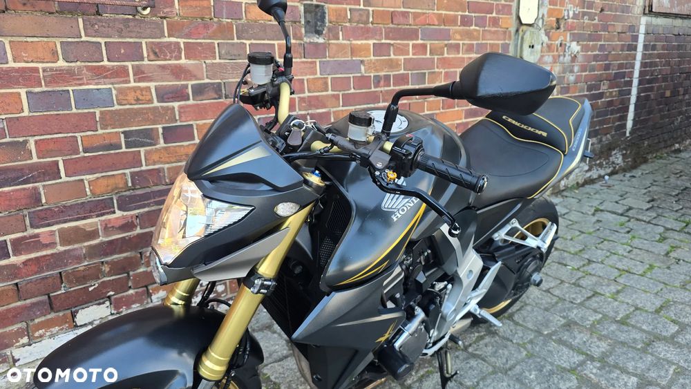 Honda CB - 4