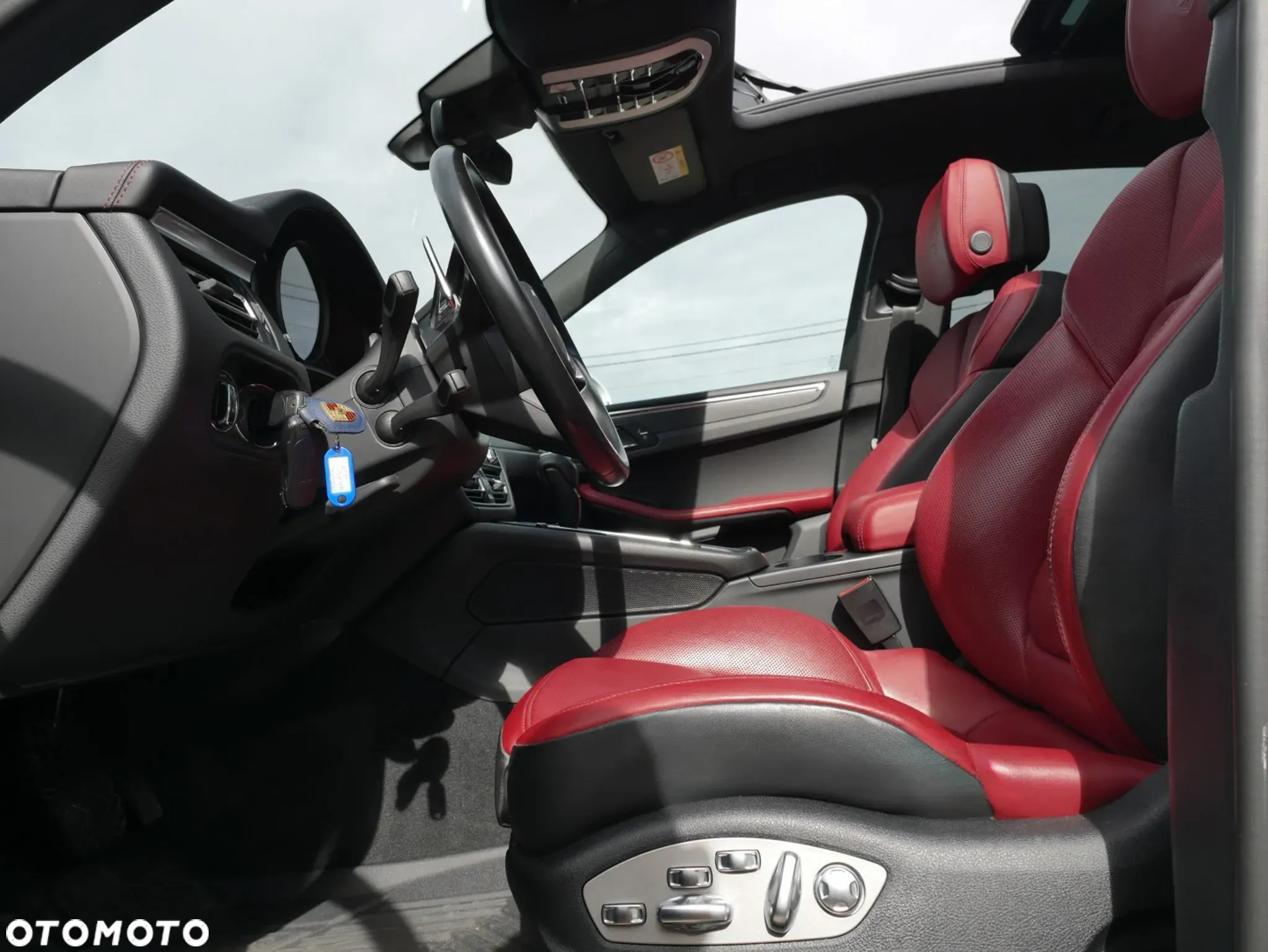 Porsche Macan - 19