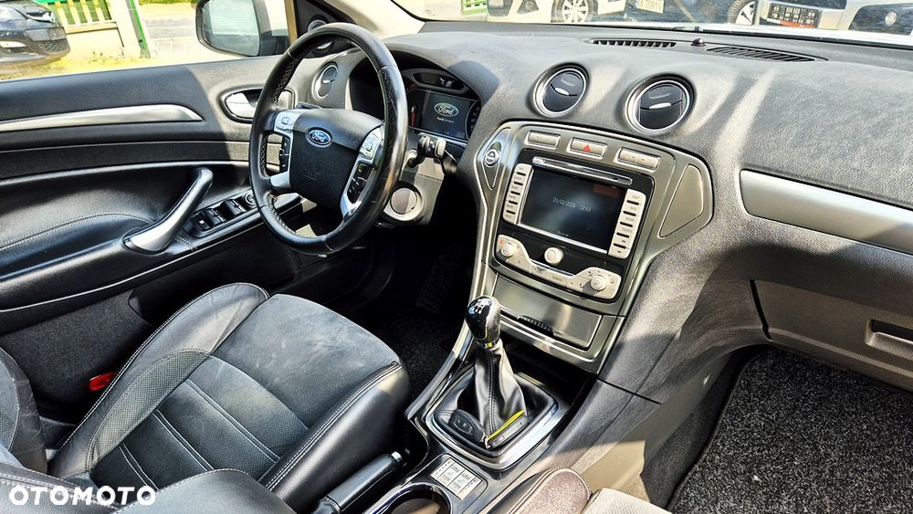 Ford Mondeo 2.0 FF Platinium X Plus (Titanium) - 36
