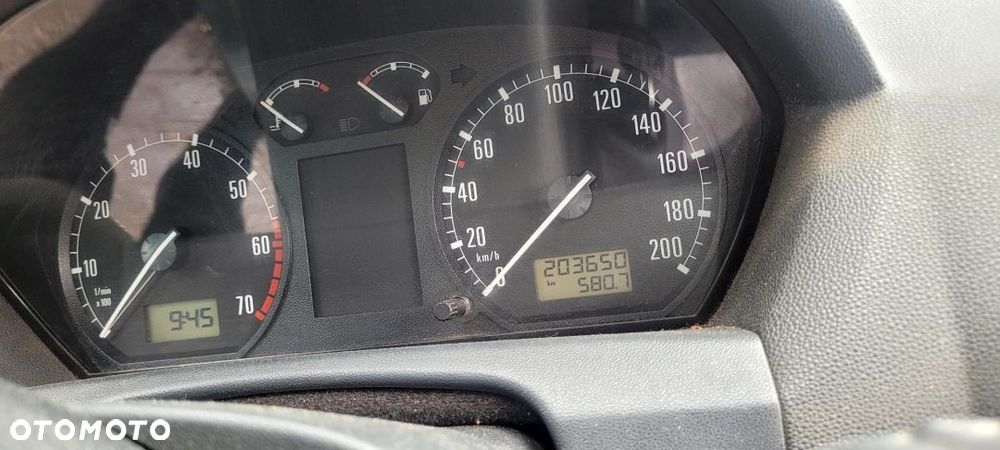Licznik Skoda Fabia 2004 benzyna - 2