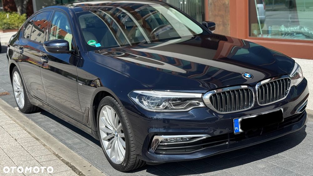 BMW Seria 5 540i Luxury Line sport - 12