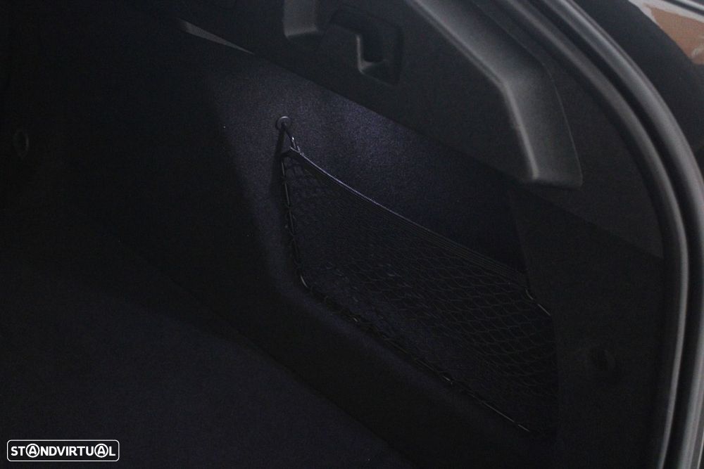 Peugeot 408 1.2 PureTech GT EAT8 - 46