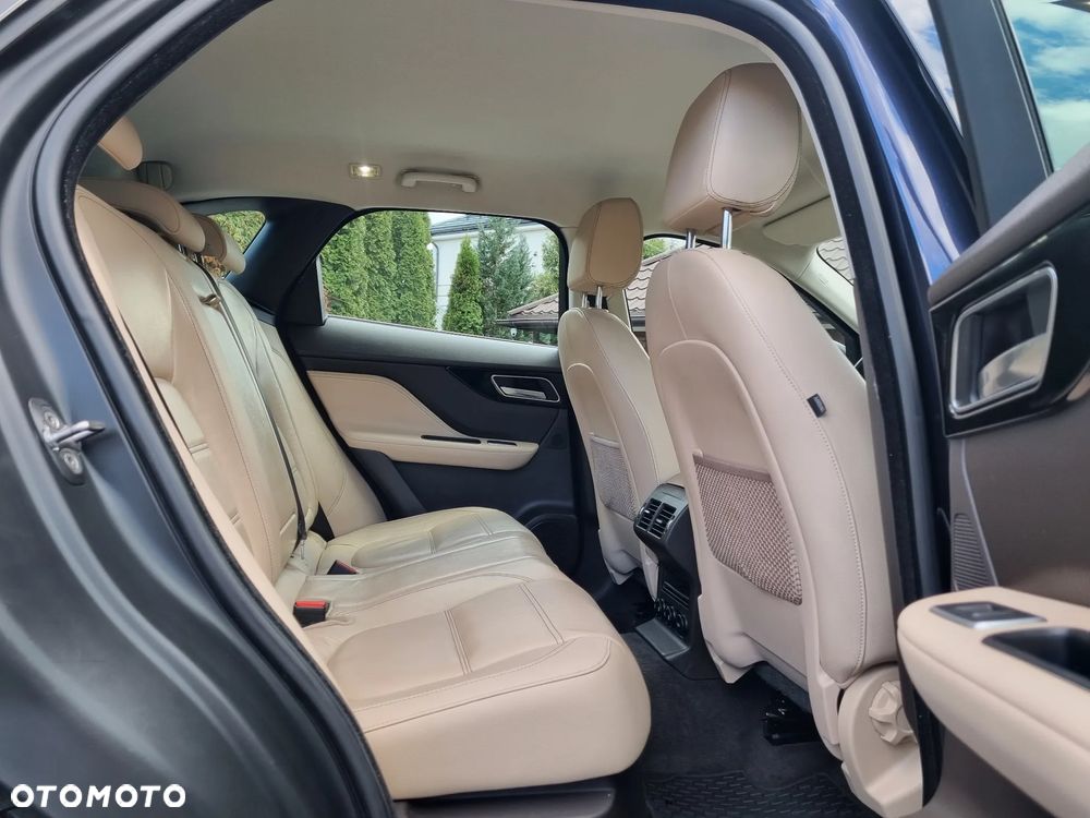 Jaguar F-Pace 2.0 i4D AWD Prestige - 18