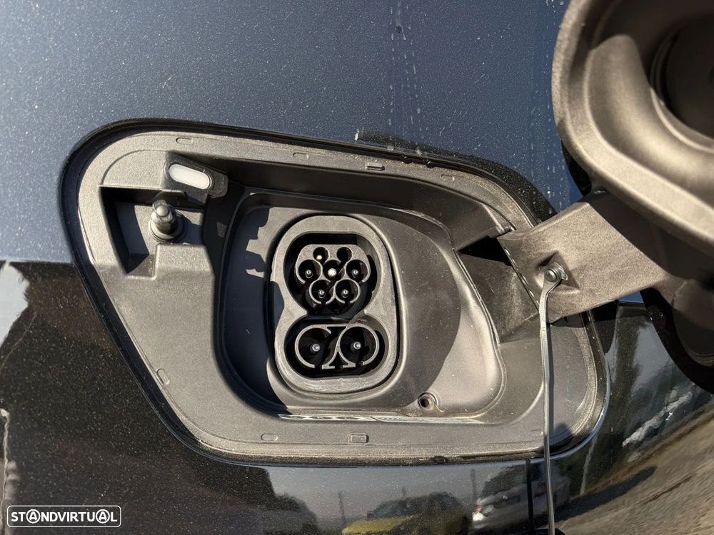 VW ID.3 59 kWh Pro Urban - 21
