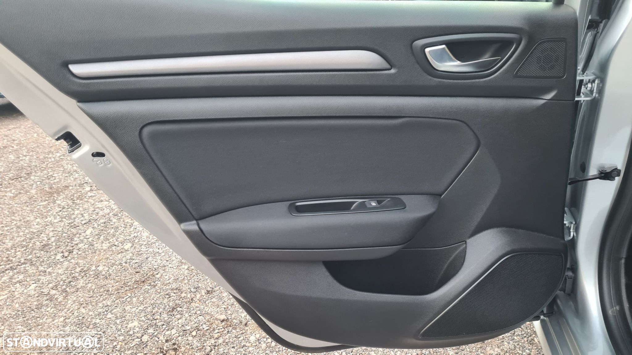 Renault Mégane 1.5 Blue dCi Intens EDC - 37