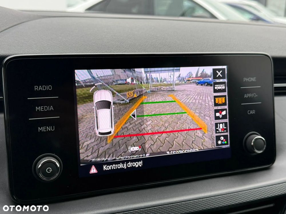 Skoda Kamiq 1.0 TSI Ambition DSG - 25