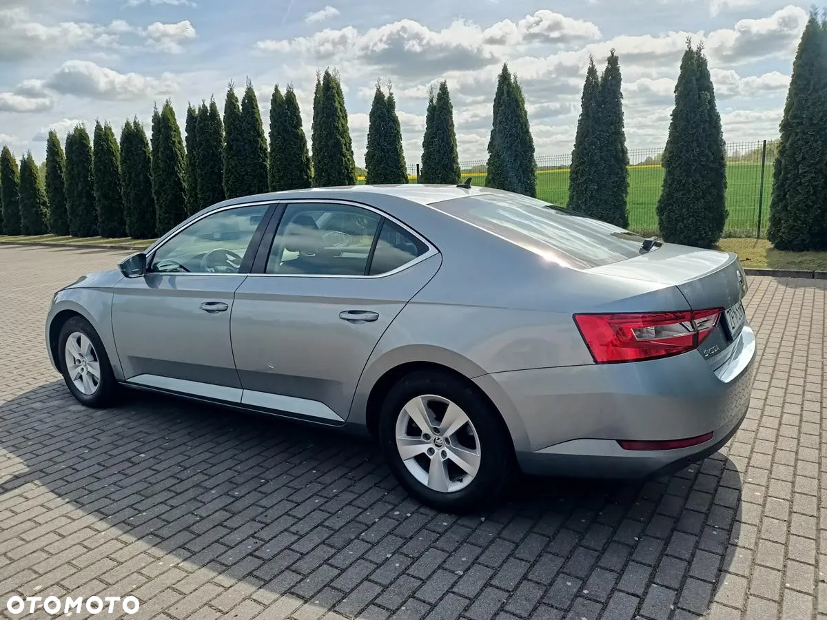 Skoda Superb 1.8 TSI Ambition - 6
