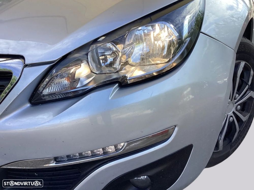 Peugeot 308 1.2 PureTech Active - 16