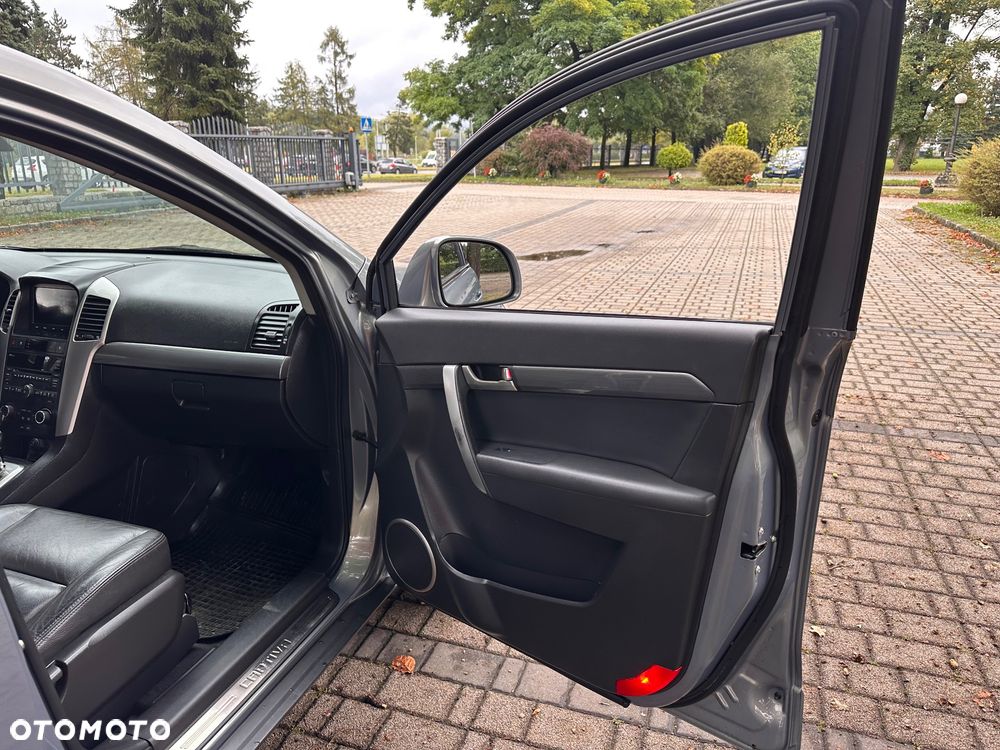 Chevrolet Captiva 2.0 4WD 7 Sitzer Automatik LT Exclusive - 29