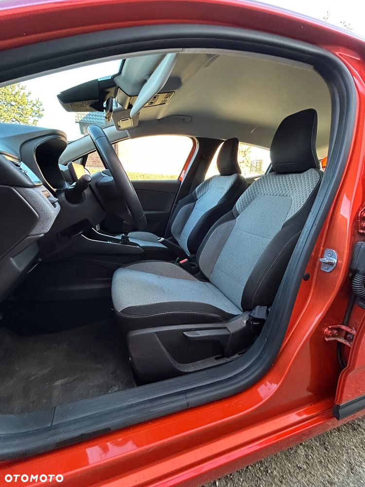 Renault Clio BLUE dCi 100 BUSINESS EDITION - 9