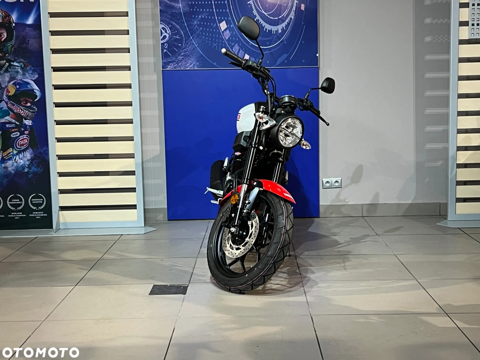 Yamaha XSR - 10