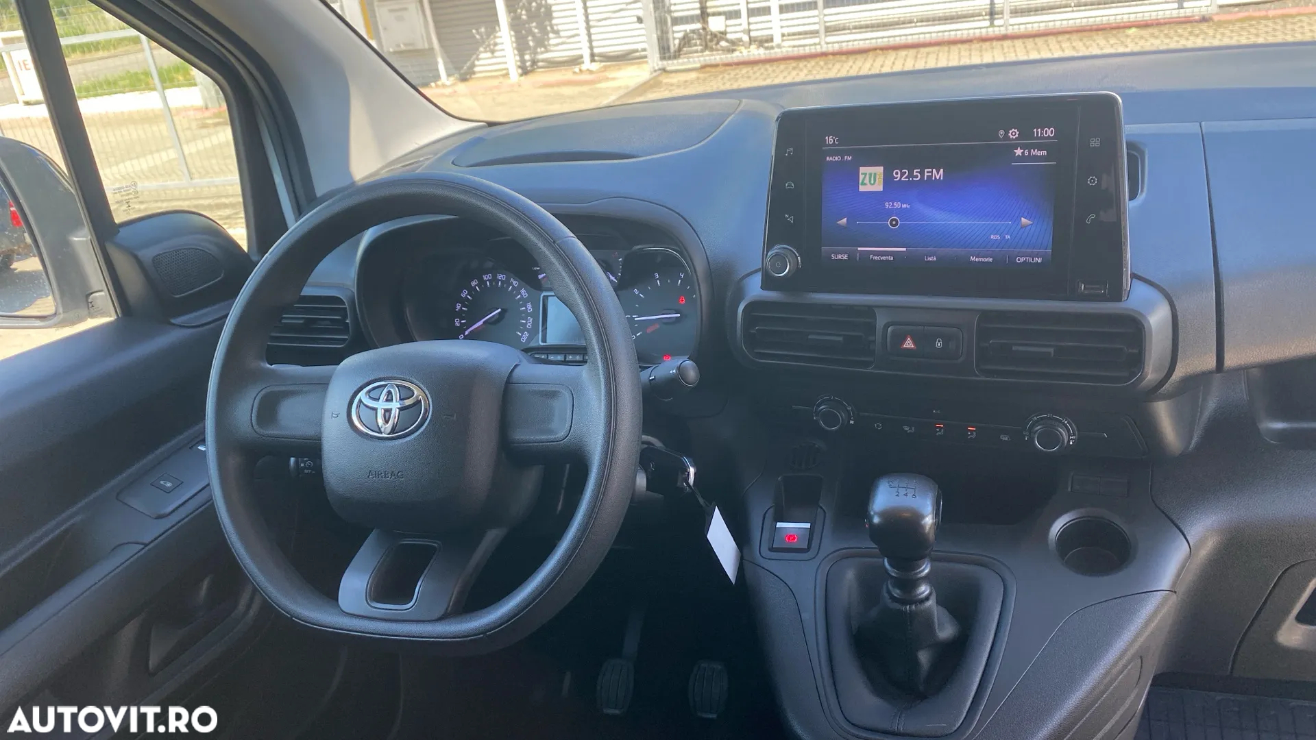 Toyota Proace Verso 1.5 D-4D 102CP 8+1 Base Compact - 7